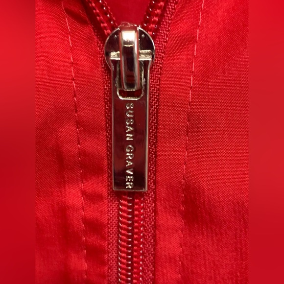 SUSAN GRAVER RED HOODED JACKET  WINDBREAKER - SZ XL - Picture 5 of 6